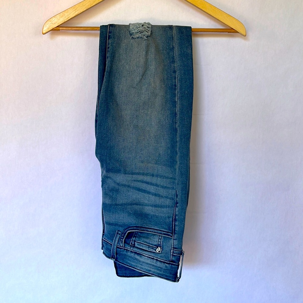 Levi’s Denizen High-rise Skinny Jeans